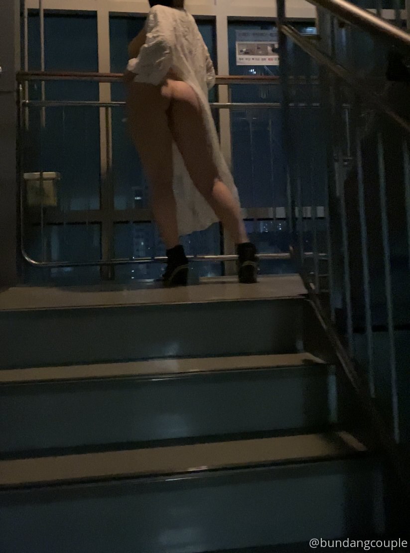 【2023_01_15】The_temptation_of_stockings_all_over_the_body.m4v